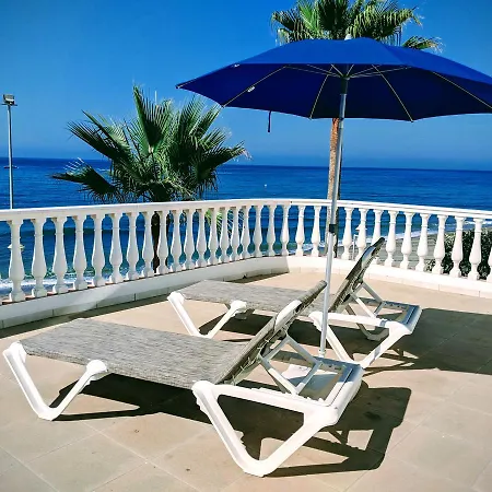 佩拉码头公寓 *